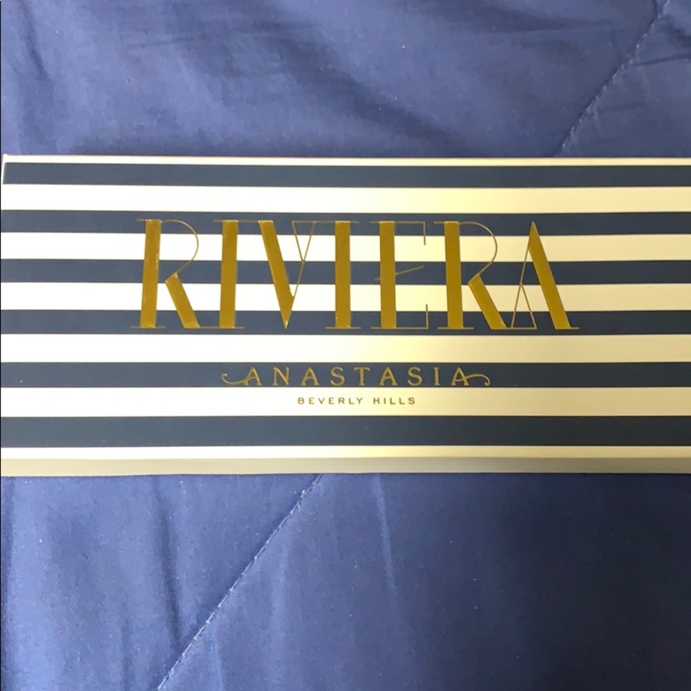 Authentic ABH Riviera Palette (Gently Used)